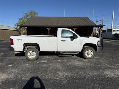 2012 Chevrolet Silverado 2500 Work Truck 4WD   - Photo 2 - Nocona, TX 76255