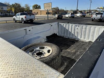 2012 Chevrolet Silverado 2500 Work Truck 4WD   - Photo 12 - Nocona, TX 76255