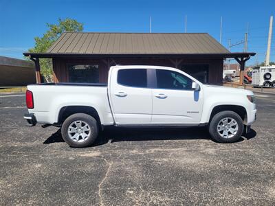 2018 Chevrolet Colorado LT   - Photo 2 - Nocona, TX 76255