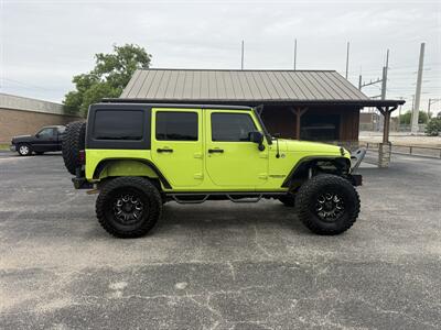 2016 Jeep Wrangler Sport   - Photo 2 - Nocona, TX 76255