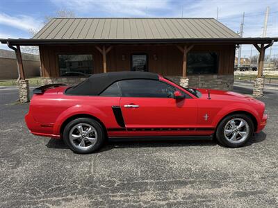 2008 Ford Mustang V6 Premium   - Photo 2 - Nocona, TX 76255
