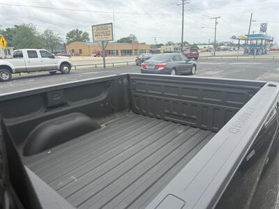 2015 Chevrolet Silverado 1500 High Country   - Photo 19 - Nocona, TX 76255