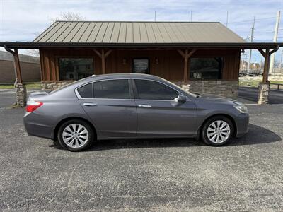 2014 Honda Accord EX-L w/Navi   - Photo 2 - Nocona, TX 76255