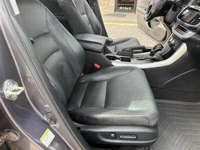 2014 Honda Accord EX-L w/Navi   - Photo 10 - Nocona, TX 76255