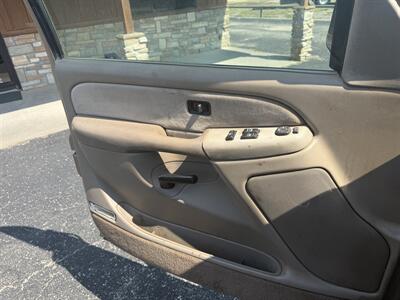 2001 Chevrolet Silverado 2500 LS   - Photo 18 - Nocona, TX 76255