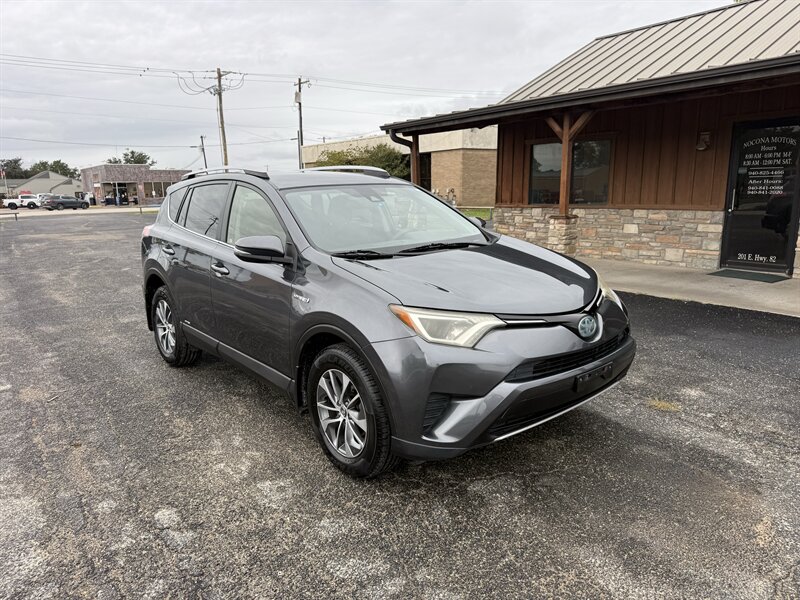 2018 Toyota RAV4 Hybrid LE  