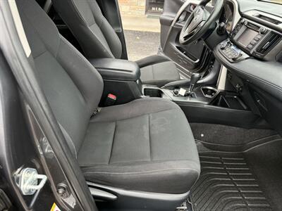 2018 Toyota RAV4 Hybrid LE - Photo 10 - Nocona, TX 76255