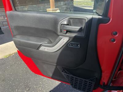 2015 Jeep Wrangler Sahara   - Photo 16 - Nocona, TX 76255