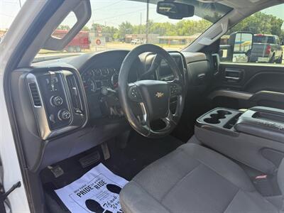 2019 Chevrolet Silverado 2500 LT 4WD   - Photo 12 - Nocona, TX 76255