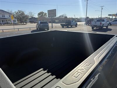 2023 GMC Sierra 1500 AT4 - Photo 20 - Nocona, TX 76255