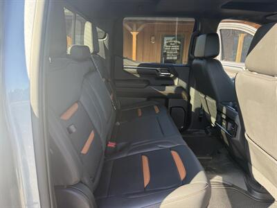 2023 GMC Sierra 1500 AT4 - Photo 11 - Nocona, TX 76255