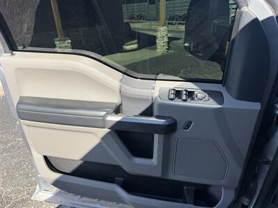 2022 Ford F-350 XLT 4WD - Photo 16 - Nocona, TX 76255