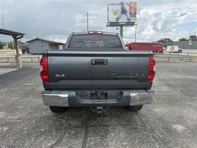 2014 Toyota Tundra SR5 4WD   - Photo 4 - Nocona, TX 76255