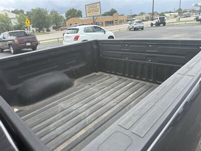 2014 Toyota Tundra SR5 4WD   - Photo 17 - Nocona, TX 76255