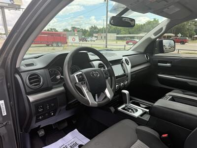 2014 Toyota Tundra SR5 4WD   - Photo 12 - Nocona, TX 76255