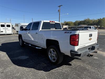 2015 Chevrolet Silverado 2500 LTZ 4WD   - Photo 5 - Nocona, TX 76255