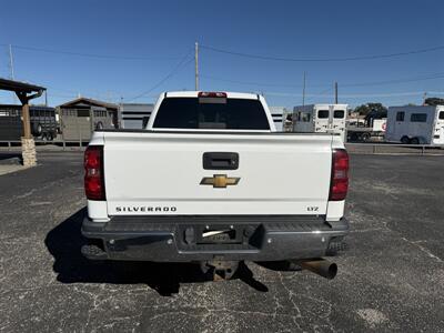 2015 Chevrolet Silverado 2500 LTZ 4WD   - Photo 4 - Nocona, TX 76255