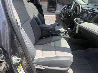 2015 Toyota RAV4 Limited AWD - Photo 10 - Nocona, TX 76255