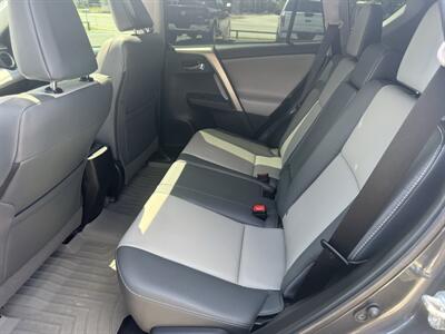 2015 Toyota RAV4 Limited AWD - Photo 11 - Nocona, TX 76255