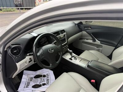 2010 Lexus IS 250   - Photo 13 - Nocona, TX 76255