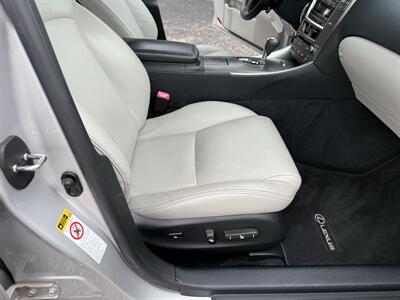 2010 Lexus IS 250   - Photo 10 - Nocona, TX 76255