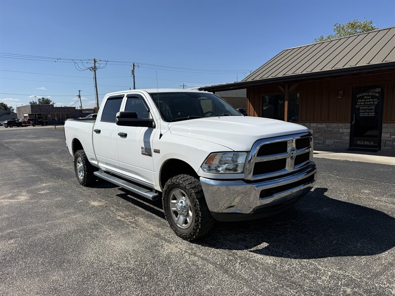 2018 RAM 250 Tradesman 4WD   - Photo 1 - Nocona, TX 76255