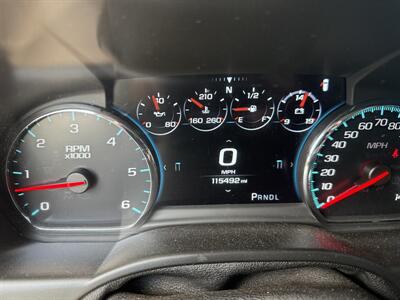 2020 Chevrolet Tahoe Premier   - Photo 18 - Nocona, TX 76255