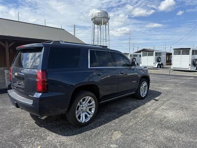 2020 Chevrolet Tahoe Premier   - Photo 3 - Nocona, TX 76255