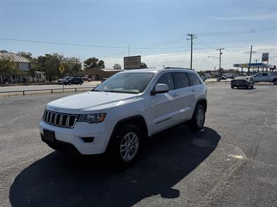 2018 Jeep Grand Cherokee Laredo   - Photo 7 - Nocona, TX 76255