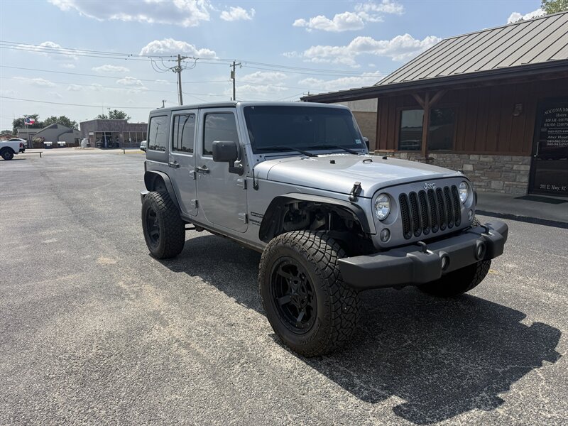 2016 Jeep Wrangler Sport   - Photo 1 - Nocona, TX 76255