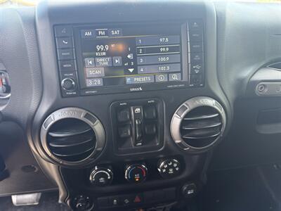 2016 Jeep Wrangler Sport   - Photo 14 - Nocona, TX 76255