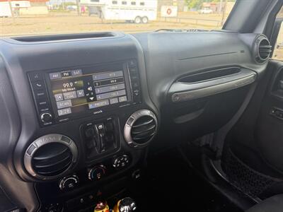 2016 Jeep Wrangler Sport   - Photo 13 - Nocona, TX 76255