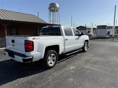 2018 Chevrolet Silverado 1500 LT Z71   - Photo 3 - Nocona, TX 76255