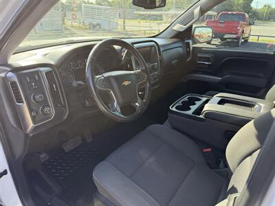 2018 Chevrolet Silverado 1500 LT Z71   - Photo 13 - Nocona, TX 76255
