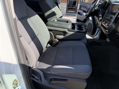2018 Chevrolet Silverado 1500 LT Z71   - Photo 10 - Nocona, TX 76255