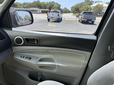 2011 Toyota Tacoma V6   - Photo 14 - Nocona, TX 76255