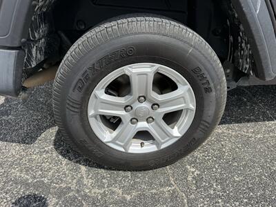2020 Jeep Wrangler Unlimited Sport   - Photo 19 - Nocona, TX 76255