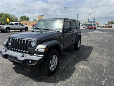 2020 Jeep Wrangler Unlimited Sport   - Photo 7 - Nocona, TX 76255