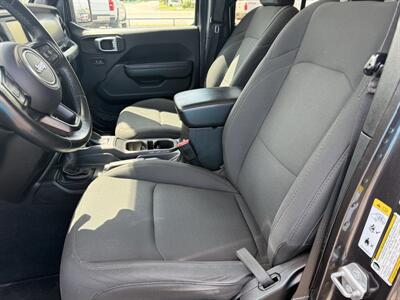 2020 Jeep Wrangler Unlimited Sport   - Photo 9 - Nocona, TX 76255
