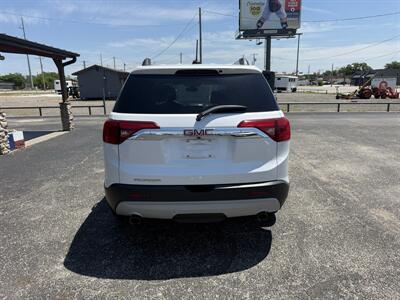 2017 GMC Acadia SLT-1 - Photo 4 - Nocona, TX 76255