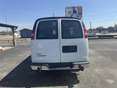 2019 Chevrolet Express 2500   - Photo 4 - Nocona, TX 76255