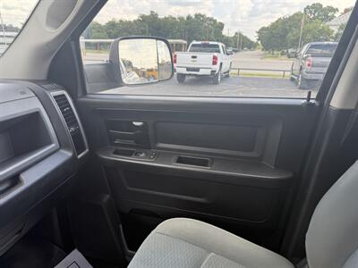 2018 RAM 2500 Tradesman 4WD   - Photo 14 - Nocona, TX 76255