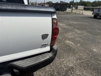 2012 Toyota Tacoma V6 4WD   - Photo 23 - Nocona, TX 76255