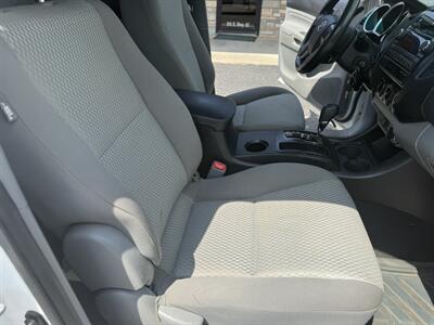 2012 Toyota Tacoma V6 4WD   - Photo 10 - Nocona, TX 76255