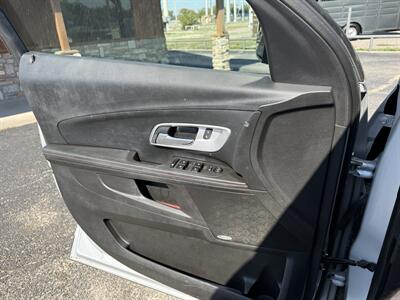 2015 Chevrolet Equinox LT   - Photo 18 - Nocona, TX 76255