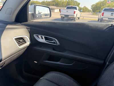 2015 Chevrolet Equinox LT   - Photo 14 - Nocona, TX 76255
