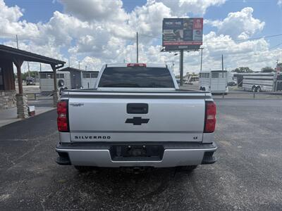2018 Chevrolet Silverado 1500 LT Z71   - Photo 4 - Nocona, TX 76255
