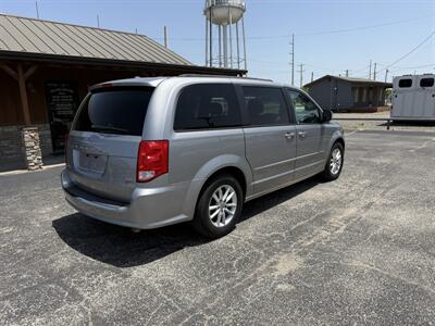 2016 Dodge Grand Caravan SXT   - Photo 3 - Nocona, TX 76255