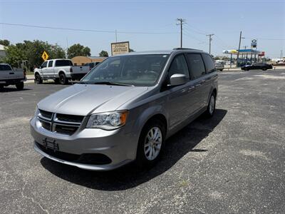 2016 Dodge Grand Caravan SXT   - Photo 7 - Nocona, TX 76255