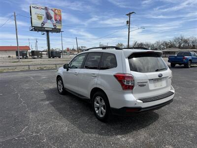 2015 Subaru Forester 2.5i Limited   - Photo 5 - Nocona, TX 76255